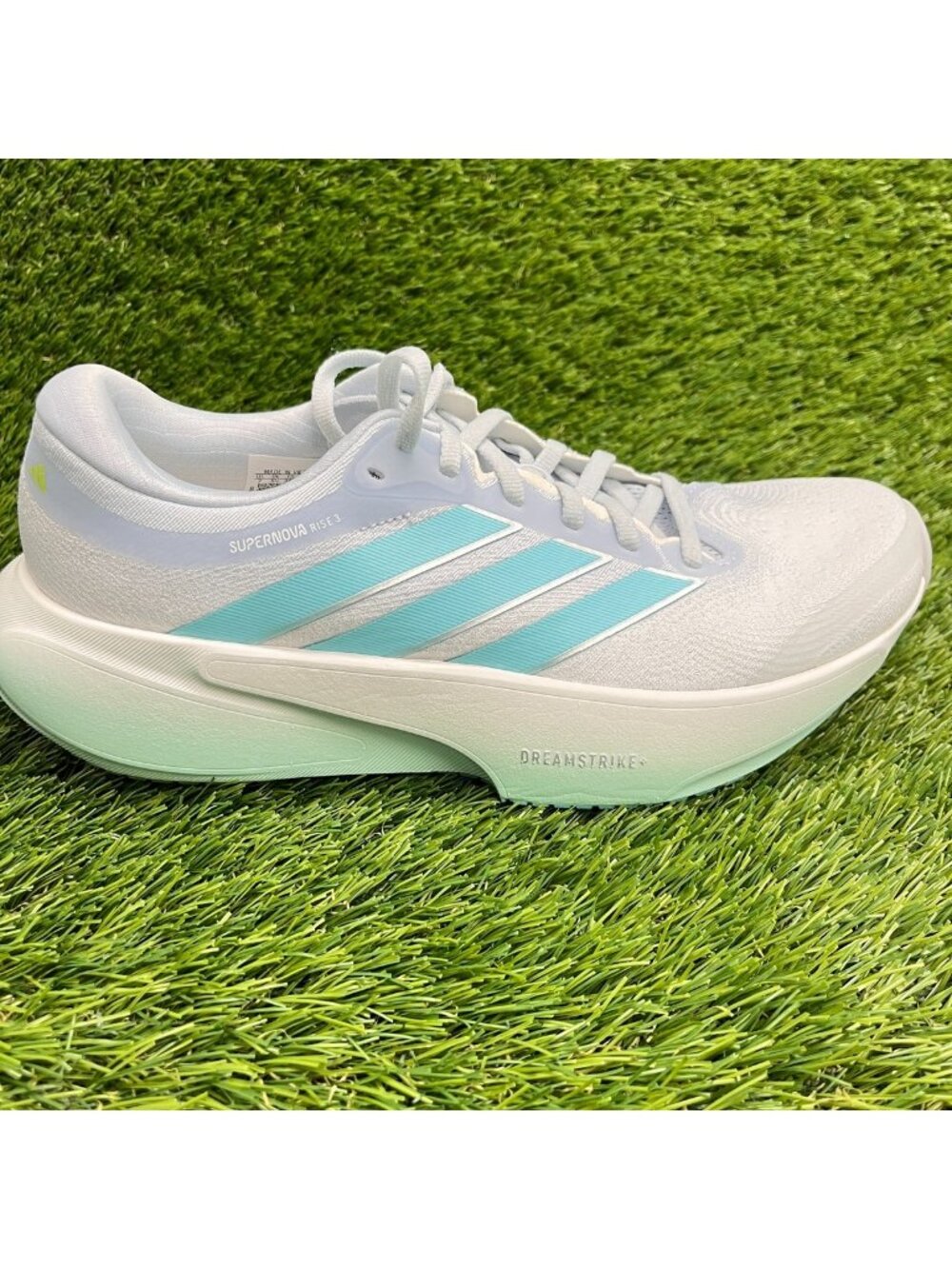 Adidas Supernova Rise 3 Womens Size 7 Halo Blue Athletic Running Shoes Sneakers
